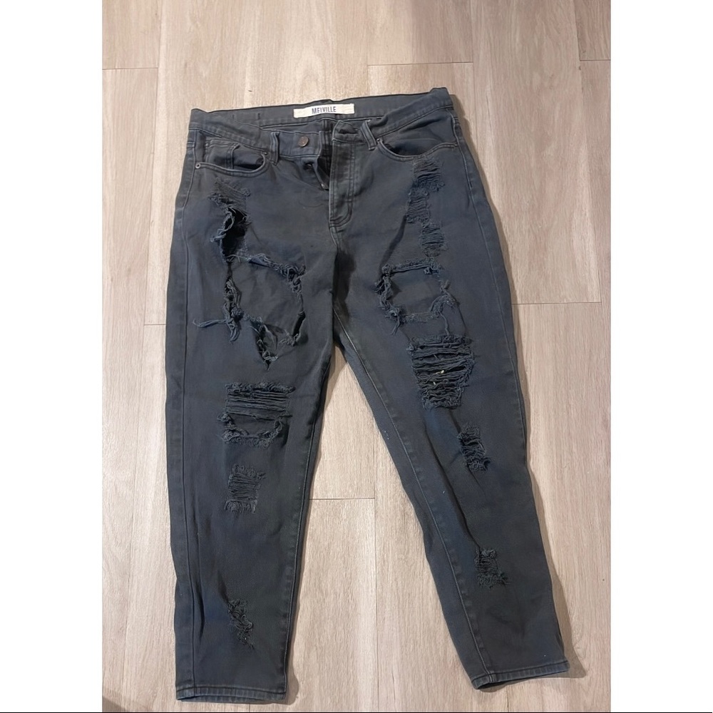 Women Destroyed Jeans